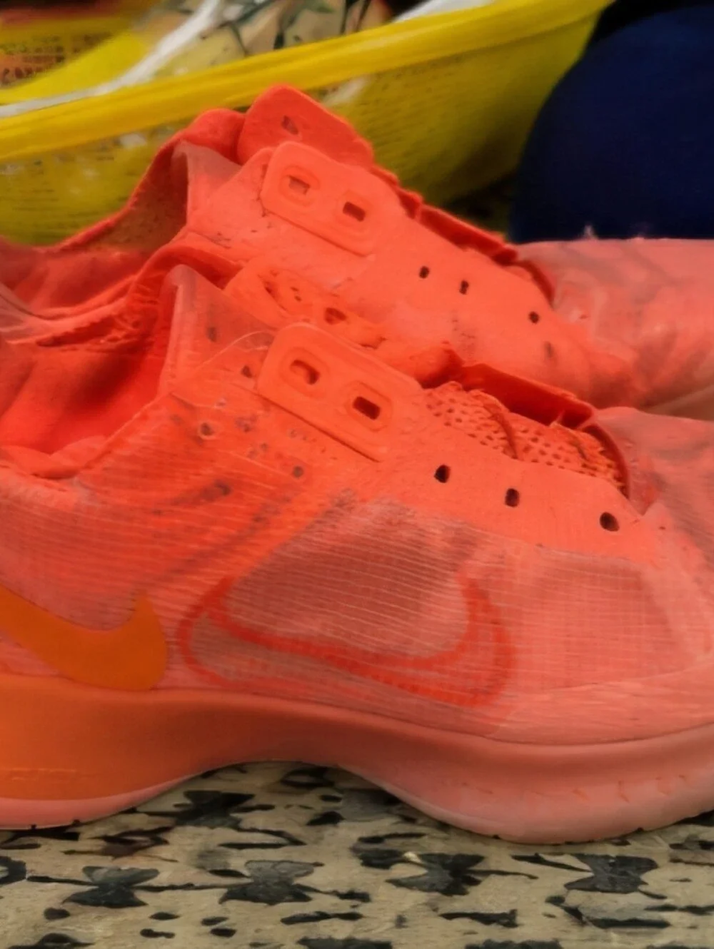 Nike Kyrie Flytrap 4 Mens Sz 8 Basketball Shoes Sneakers Bright Mango CT1972-800 - Picture 2 of 7